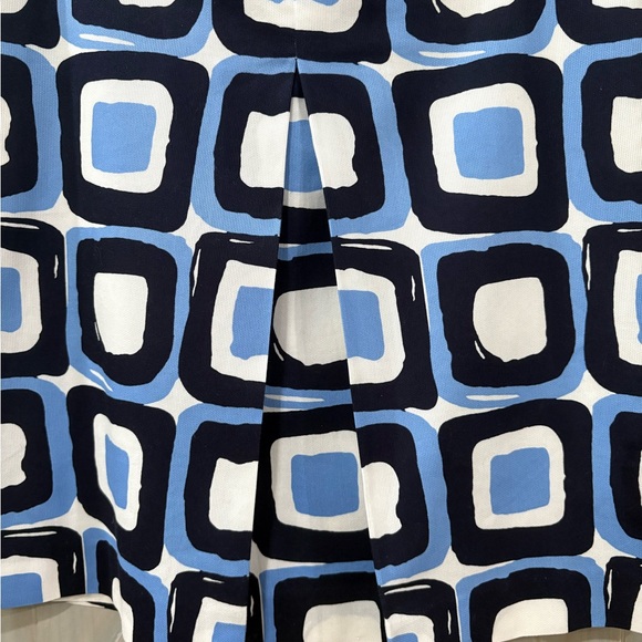 Banana Republic Blue and White A-Line Skirt, Size 0 - Picture 3 of 8